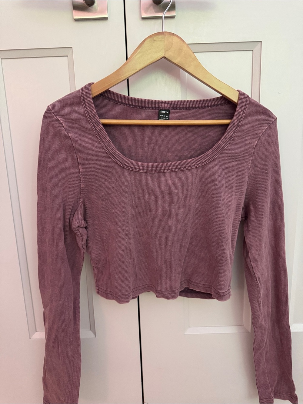 SHEIN Dusty Mauve Long Sleeve Scoop Crop Top